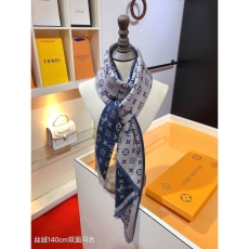 Louis Vuitton Scarf